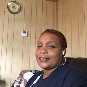 Meet your Posher, Brenda